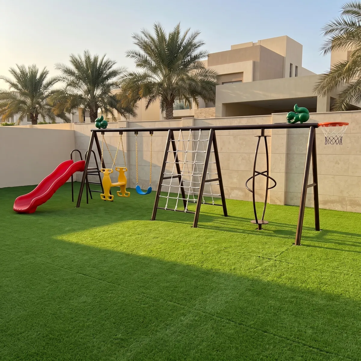 طقم مراجيح كبير مع زحليقة وشبكة تسلق